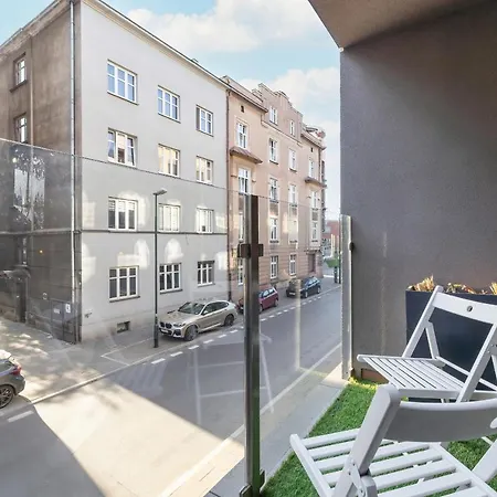 Solna Cracow Air-conditioned With Balcony By Renters *