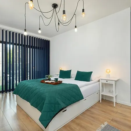 Solna Cracow Air-conditioned With Balcony By Renters *